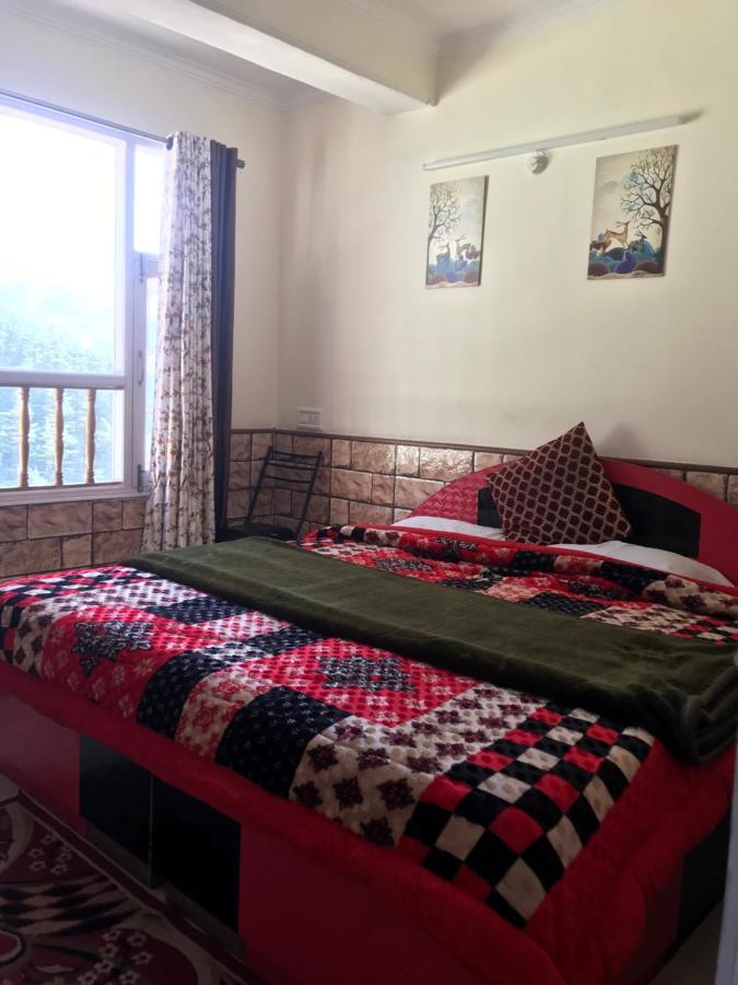 Готель Shimla Regency Екстер'єр фото